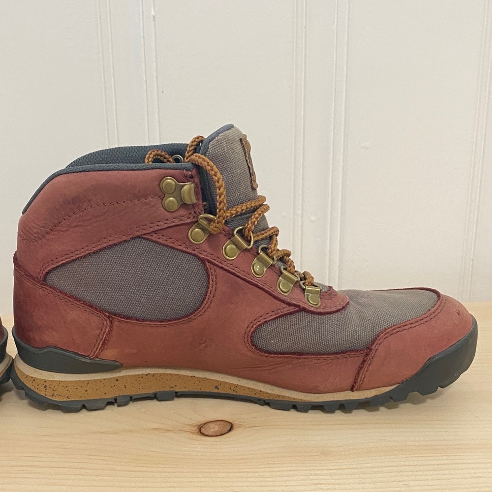 Danner Women’s Red and Tan Hiking Boots - Picture 4 of 10